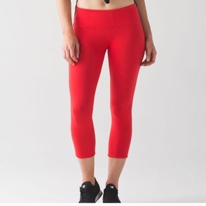 Red wonder under lululemon crop pants